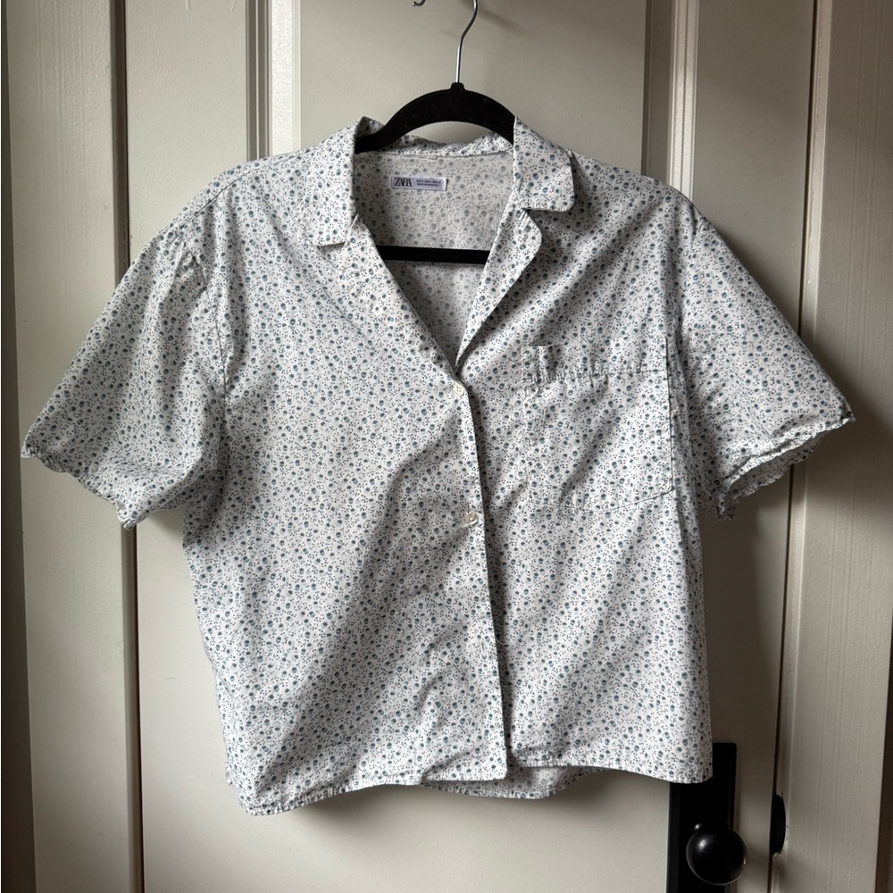 Zara boxy fit button down floral T - Picture 3 of 6